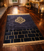 Kaaba Kiswa Prayer Mat – Premium Islamic Janamaz